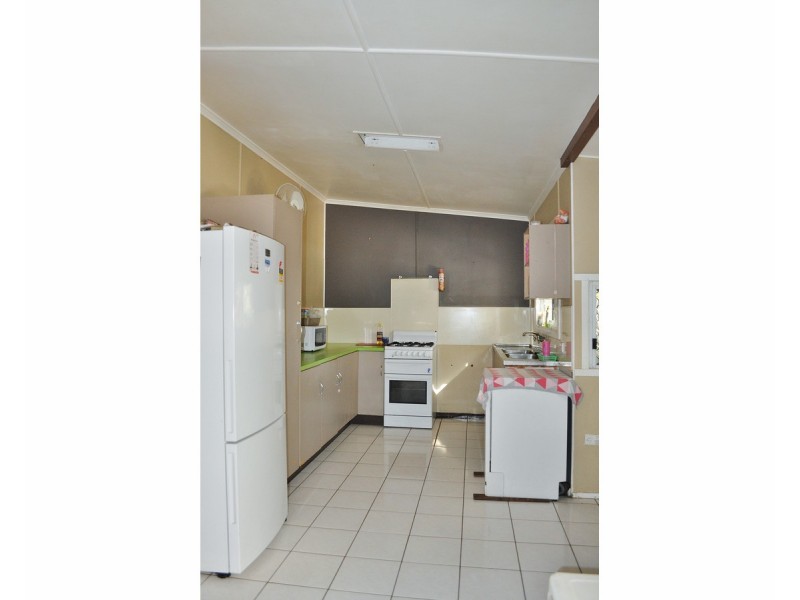 12 Brown Street, Mareeba QLD 4880