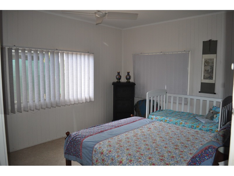 31 Robins Street, Mareeba QLD 4880