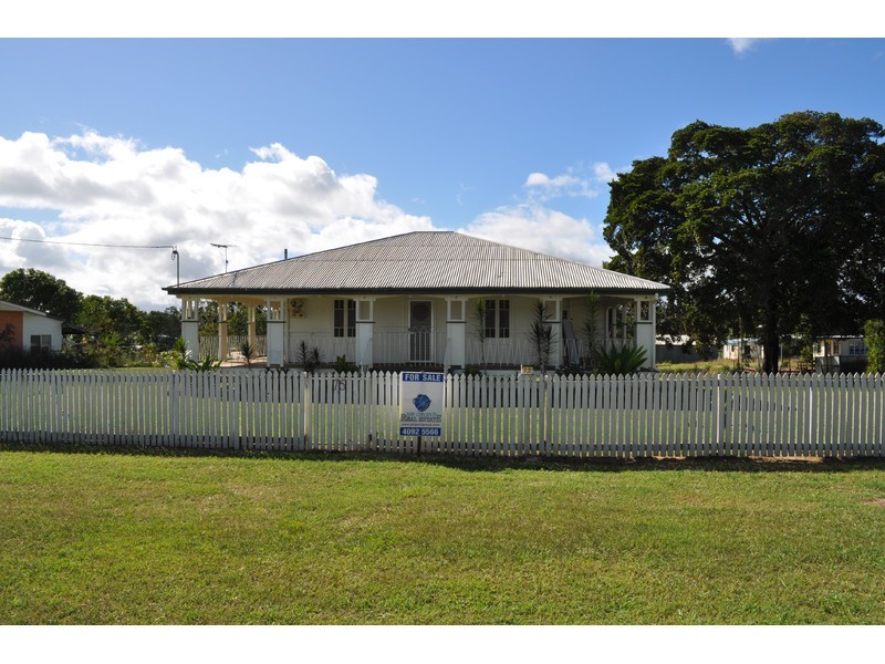 75 Walsh Street, Mareeba QLD 4880