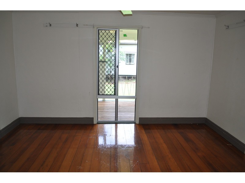 75 Walsh Street, Mareeba QLD 4880