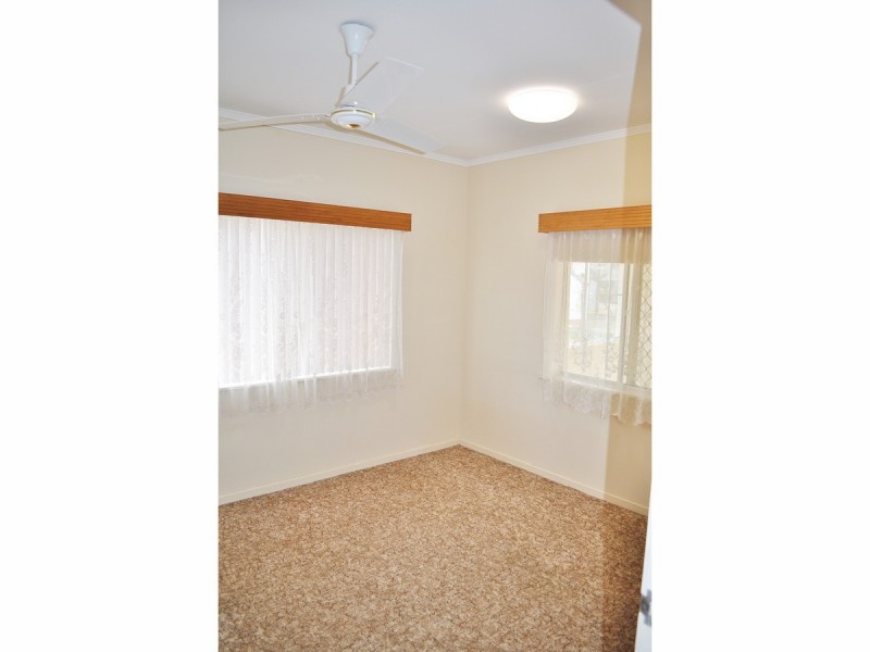 13 Foulis Street, Mareeba QLD 4880