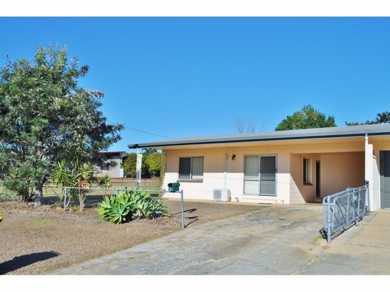 4/12 Egan Street, Mareeba QLD 4880