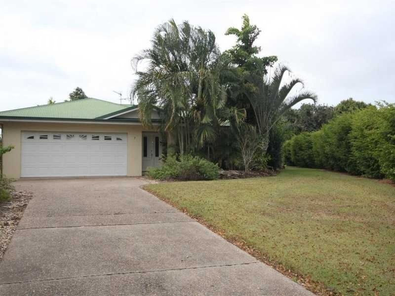 7 Debel Close, Mareeba QLD 4880