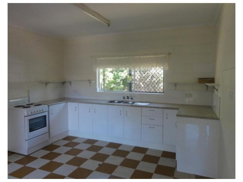 1/20 Kenneally Road, Mareeba QLD 4880