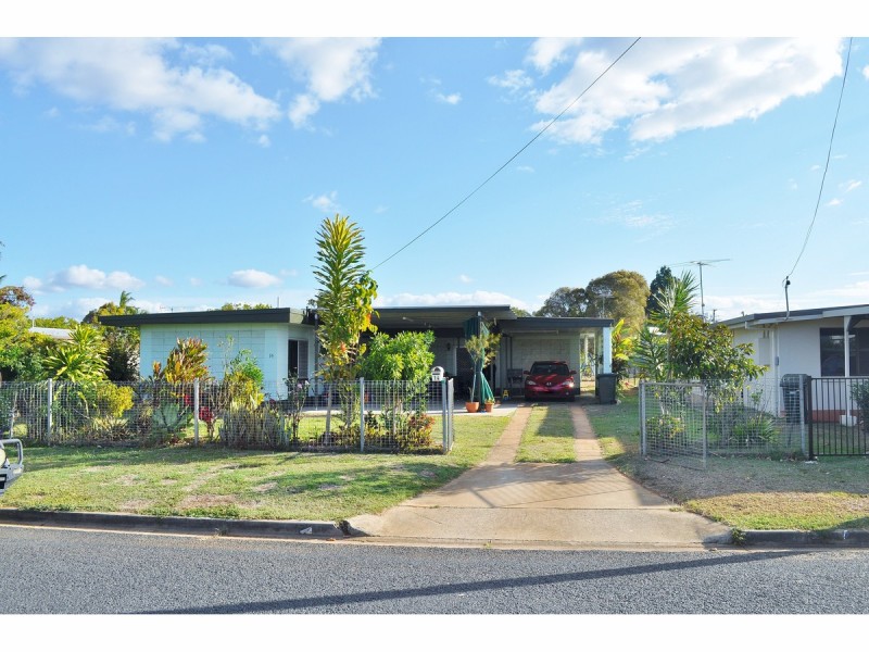 14 Lannoy Street, Mareeba QLD 4880