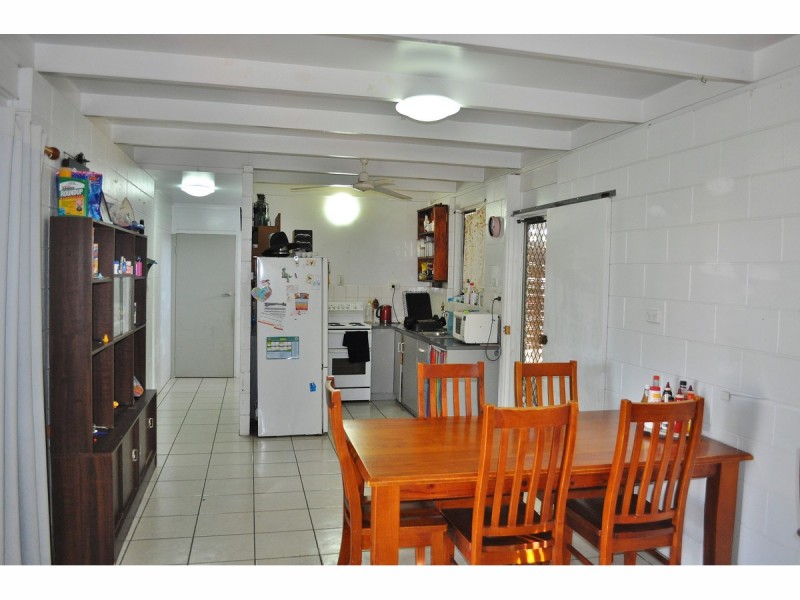 14 Lannoy Street, Mareeba QLD 4880