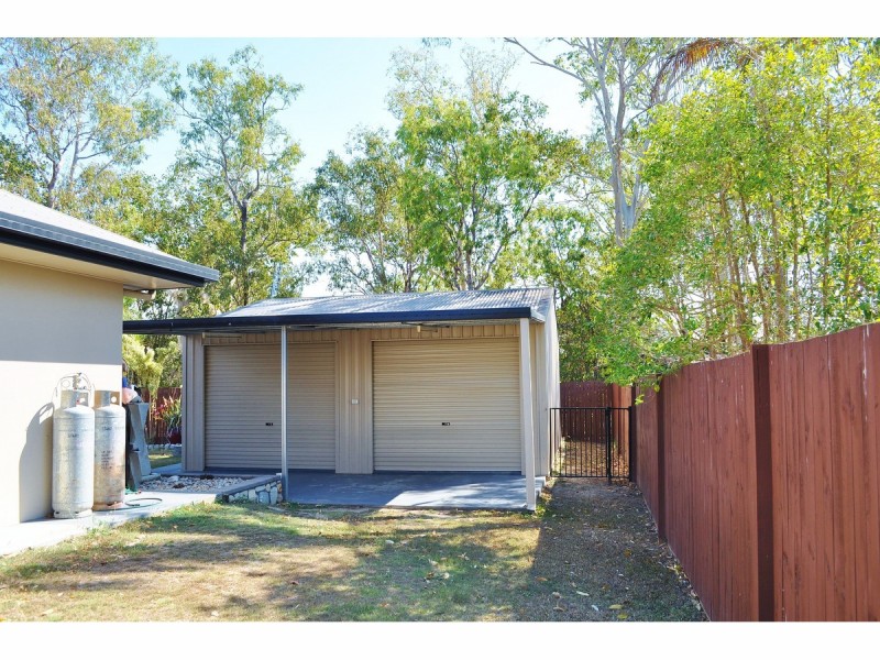 8 River Drive, Mareeba QLD 4880