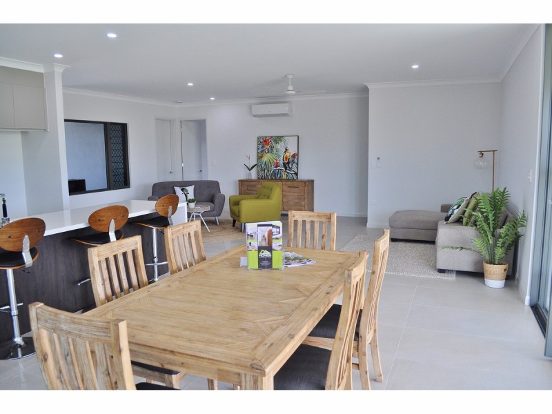 2 Moondani Avenue, Mareeba QLD 4880