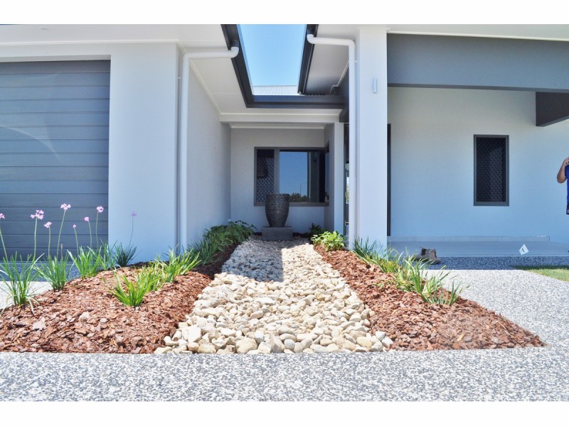 2 Moondani Avenue, Mareeba QLD 4880