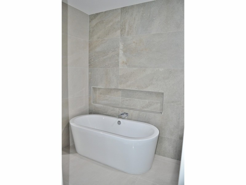 2 Moondani Avenue, Mareeba QLD 4880