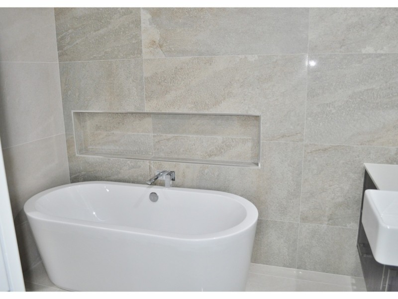 2 Moondani Avenue, Mareeba QLD 4880