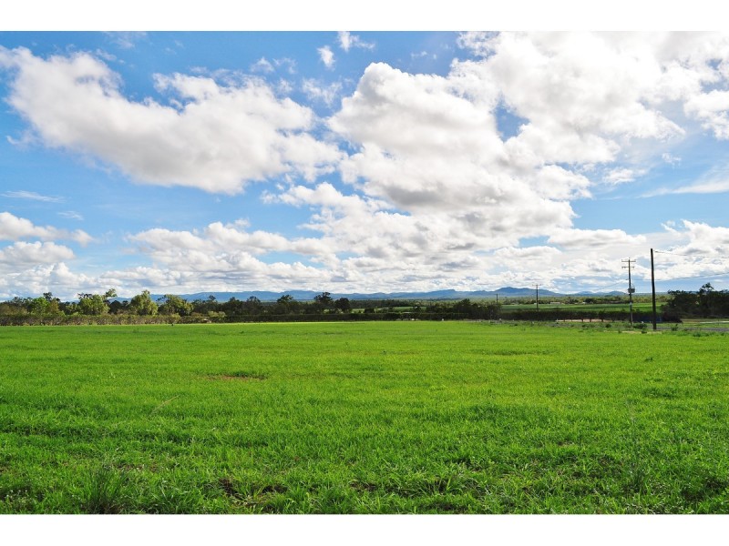 5 Bellevue Drive, Mareeba QLD 4880