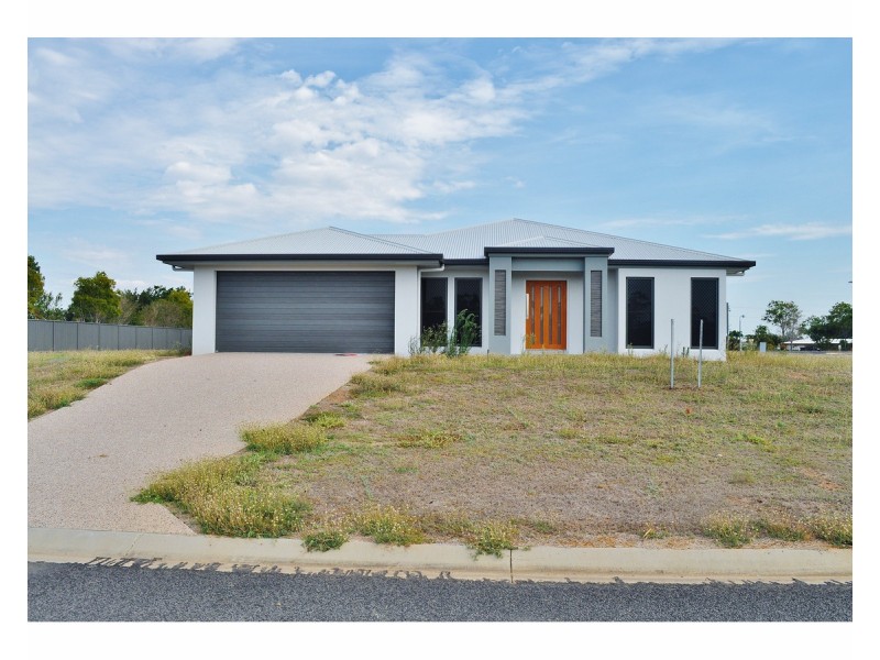 9 Riverlands Drive, Mareeba QLD 4880