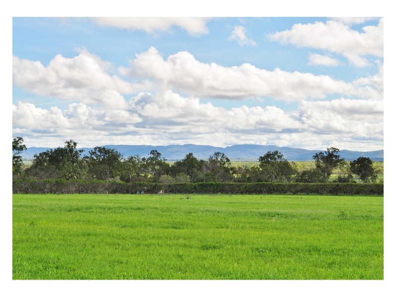 Lot 305,  Bellevue Drive, Mareeba QLD 4880