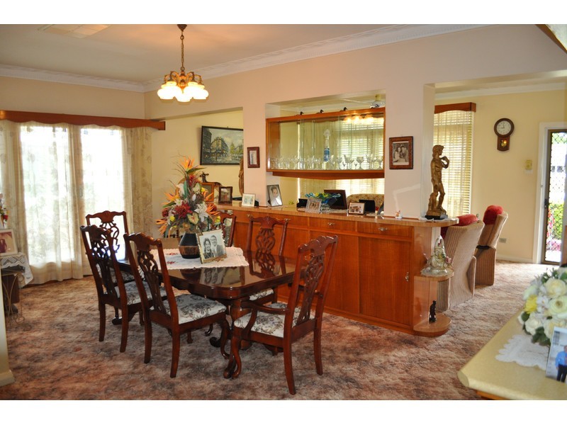 225 Walsh Street, Mareeba QLD 4880