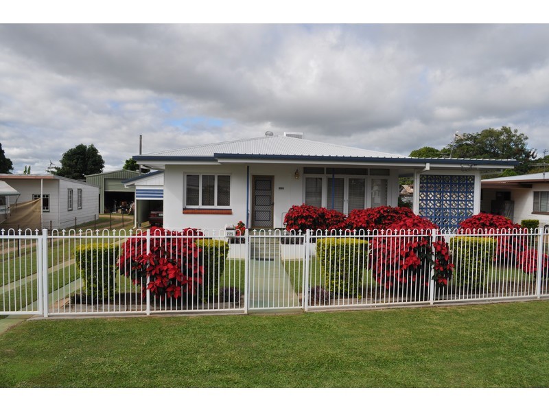 225 Walsh Street, Mareeba QLD 4880