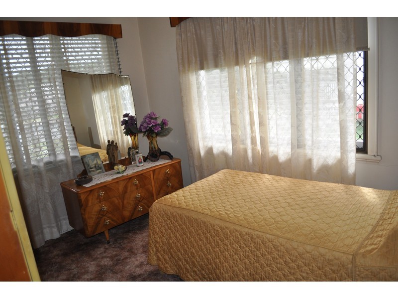 225 Walsh Street, Mareeba QLD 4880