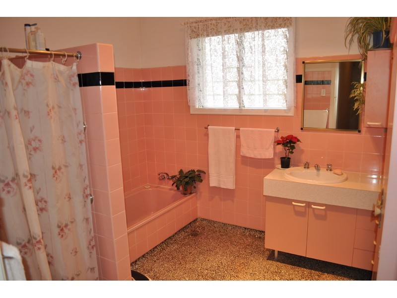 225 Walsh Street, Mareeba QLD 4880