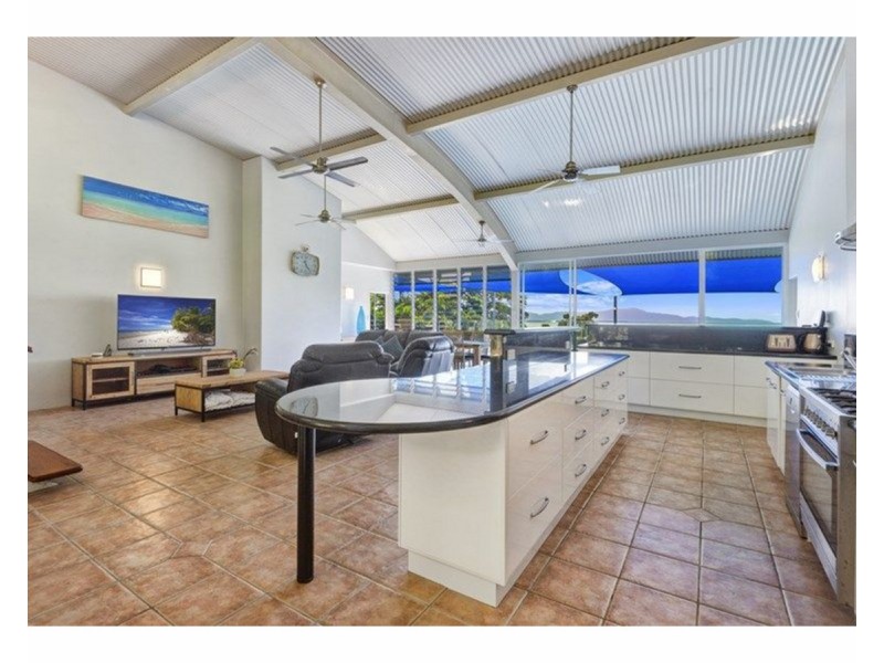 1297 Mossman-Daintree Road, Rocky Point QLD 4873