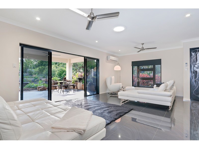 2 Antonio Drive, Mareeba QLD 4880