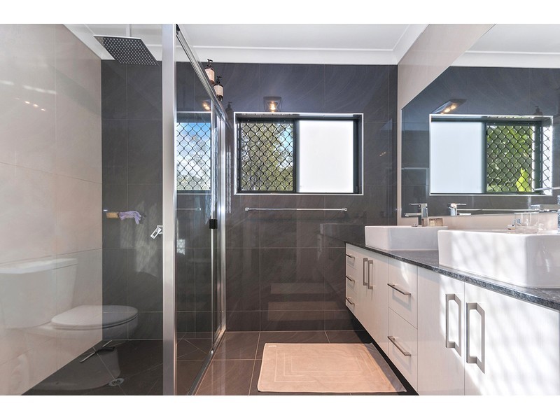 2 Antonio Drive, Mareeba QLD 4880