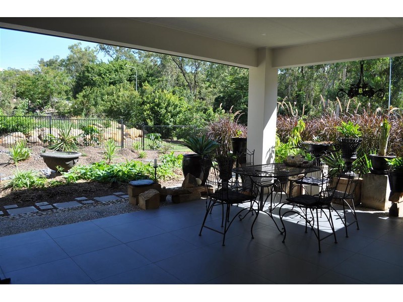 2 Antonio Drive, Mareeba QLD 4880