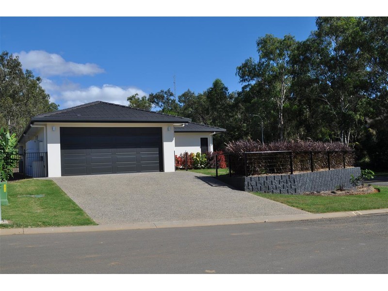 2 Antonio Drive, Mareeba QLD 4880