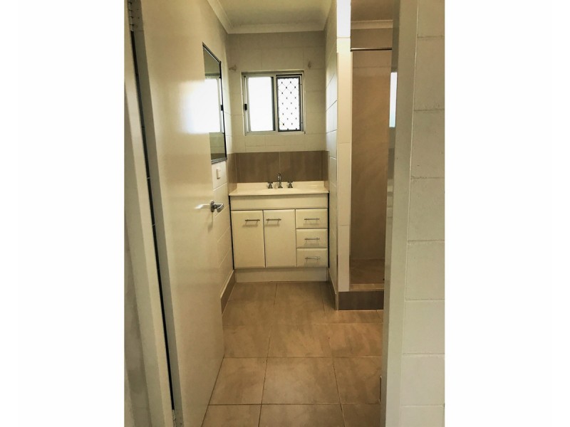 14 Pares Street, Mareeba QLD 4880