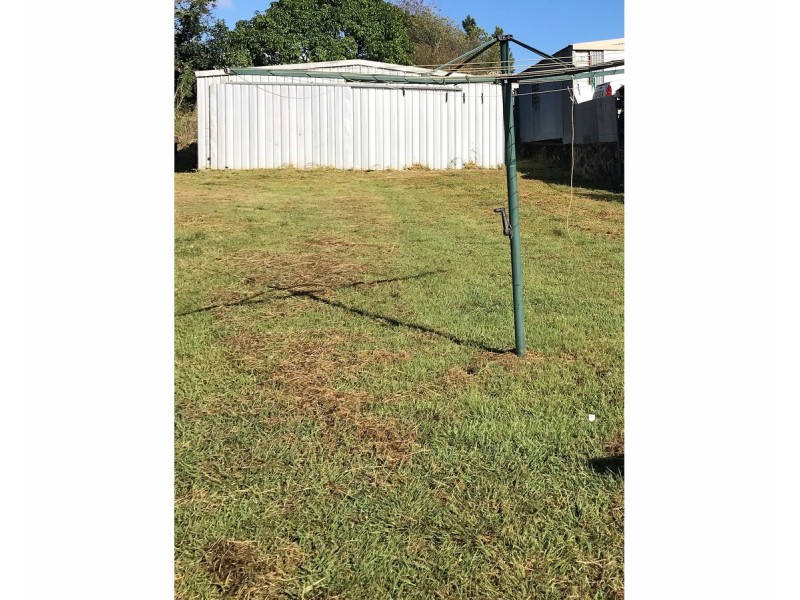 14 Pares Street, Mareeba QLD 4880
