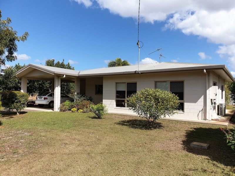 84 James, Mareeba QLD 4880