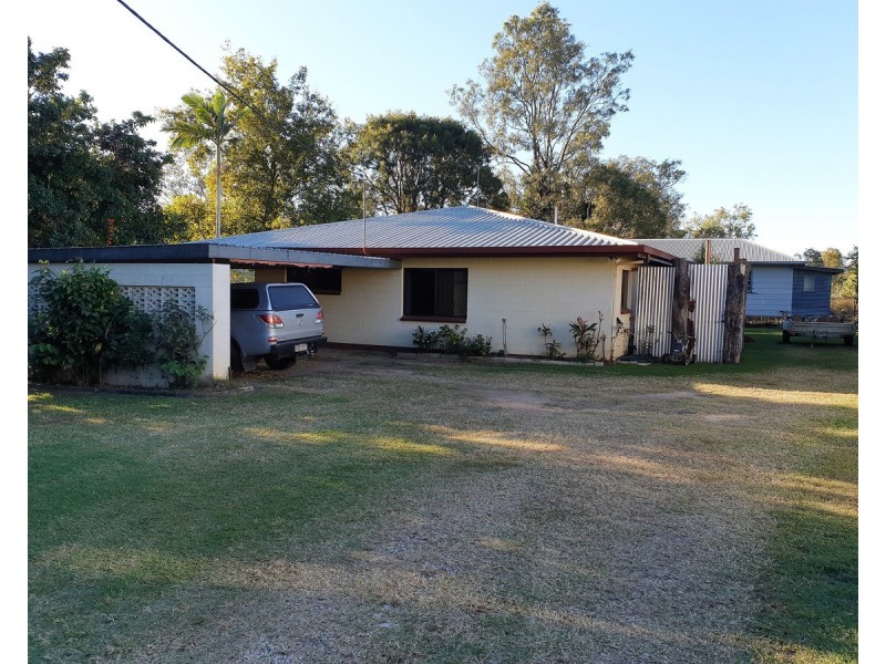 1a Wilson, Mareeba QLD 4880