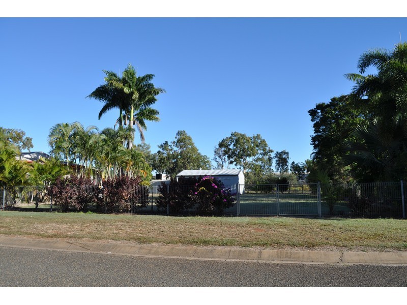 7 Kylie Close, Mareeba QLD 4880