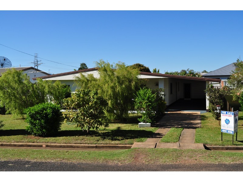 23 Bailey Street, Mareeba QLD 4880