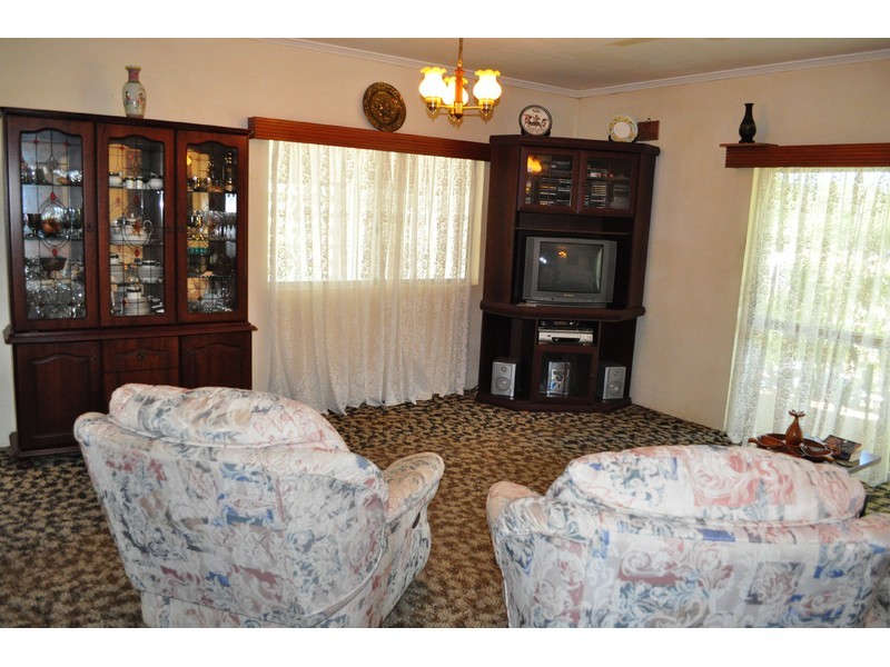 23 Bailey Street, Mareeba QLD 4880