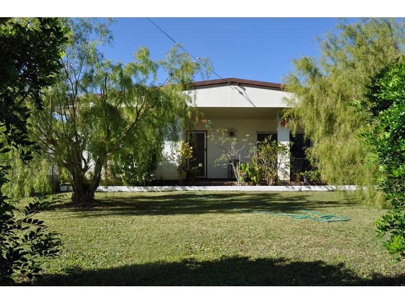 23 Bailey Street, Mareeba QLD 4880