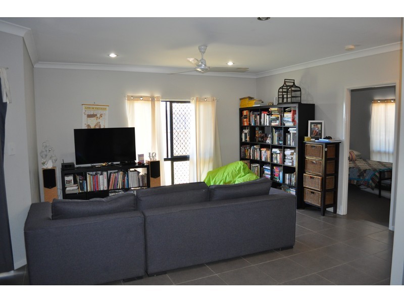 17 Damien Close, Mareeba QLD 4880