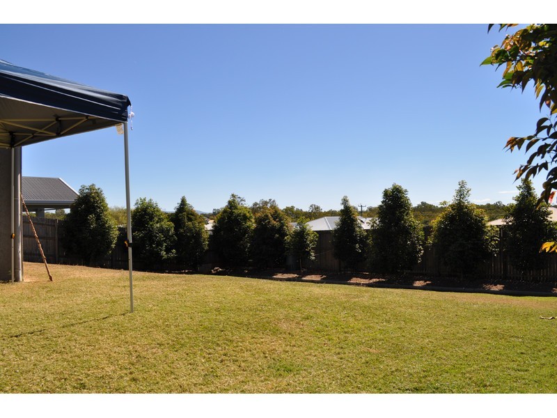 17 Damien Close, Mareeba QLD 4880