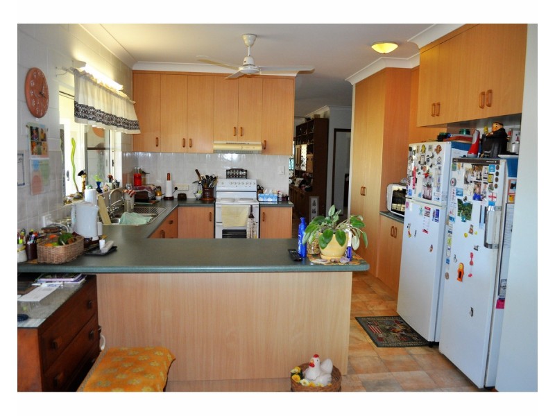 3 Emerald Heights, Mareeba QLD 4880