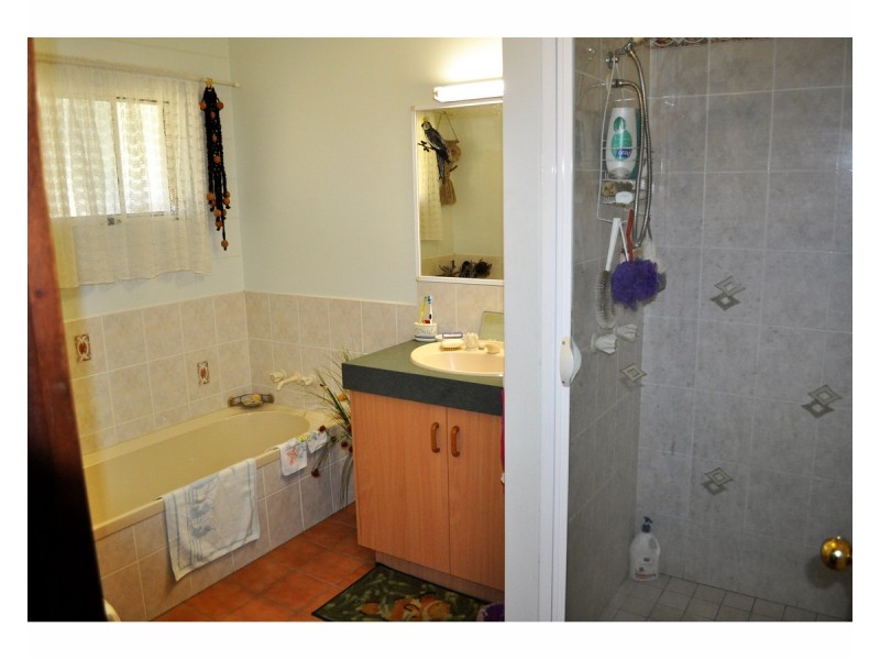 3 Emerald Heights, Mareeba QLD 4880