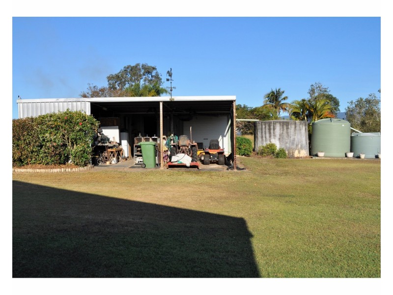 3 Emerald Heights, Mareeba QLD 4880