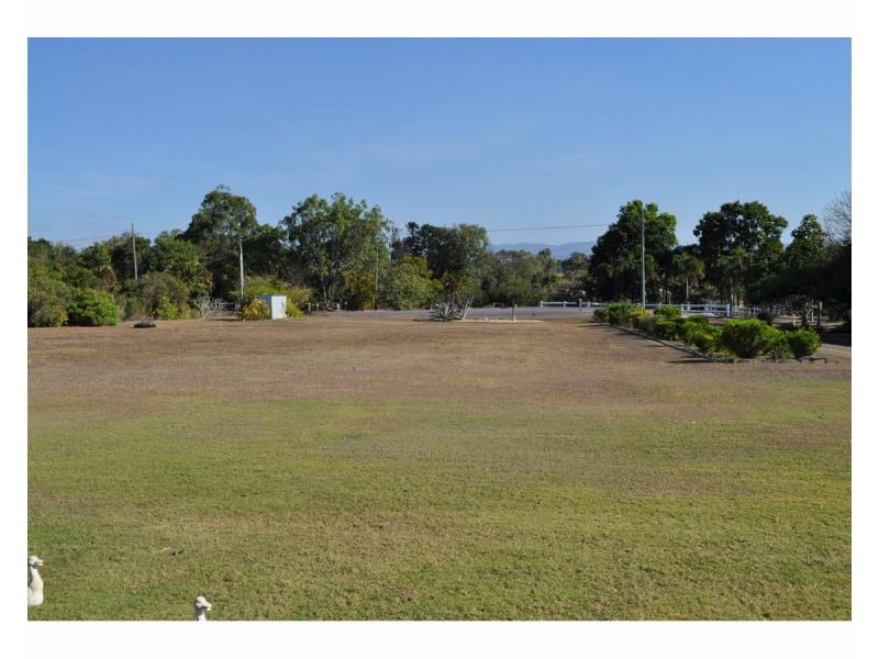 3 Emerald Heights, Mareeba QLD 4880