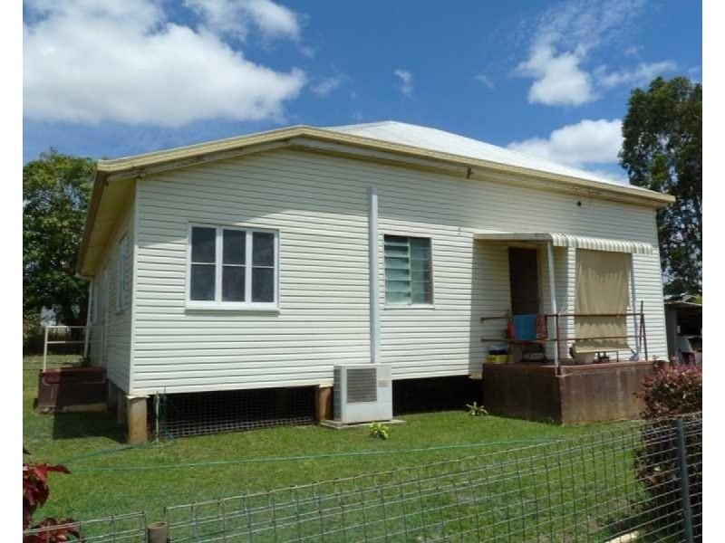 2 Bourke Street, Mareeba QLD 4880