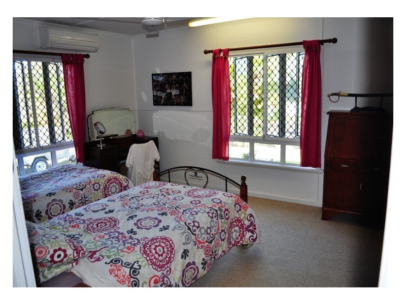 12 Walsh Street, Mareeba QLD 4880