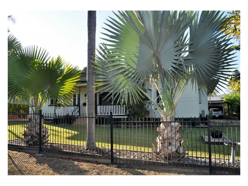 12 Walsh Street, Mareeba QLD 4880