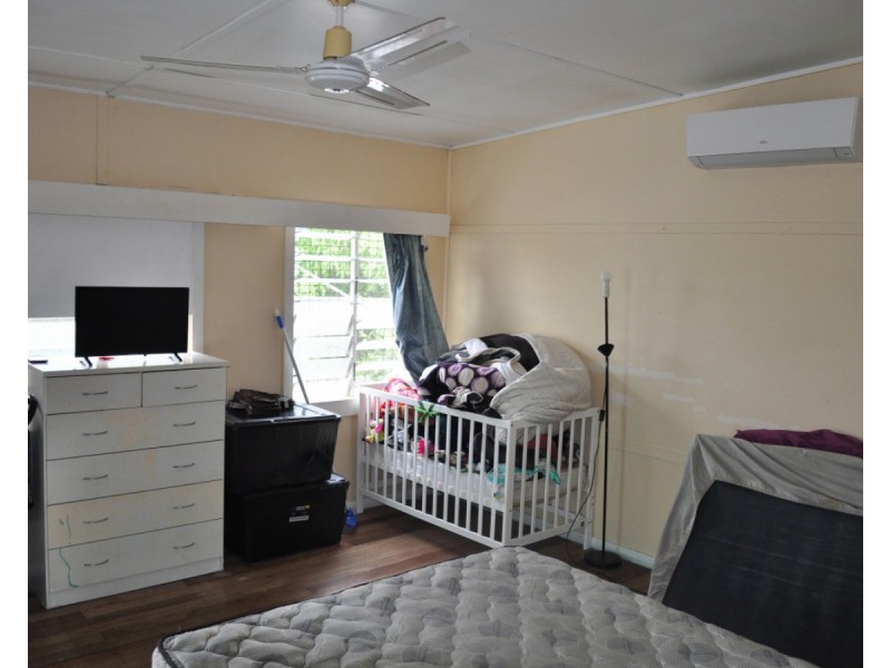 17 Pares Street, Mareeba QLD 4880