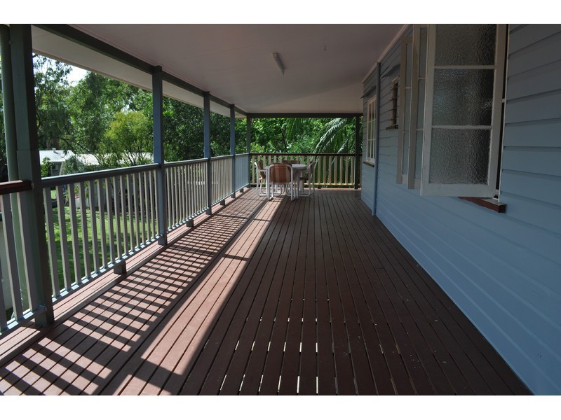 8 Kylie Close, Mareeba QLD 4880