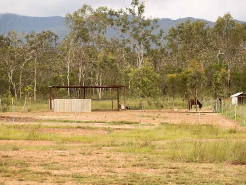 119 Coronet Drive, Mareeba QLD 4880