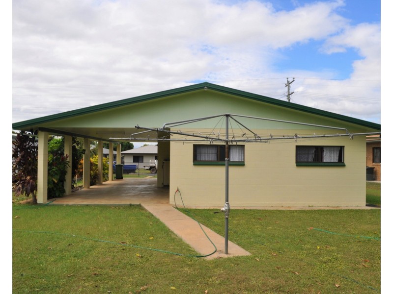 4 Donlen Street, Mareeba QLD 4880