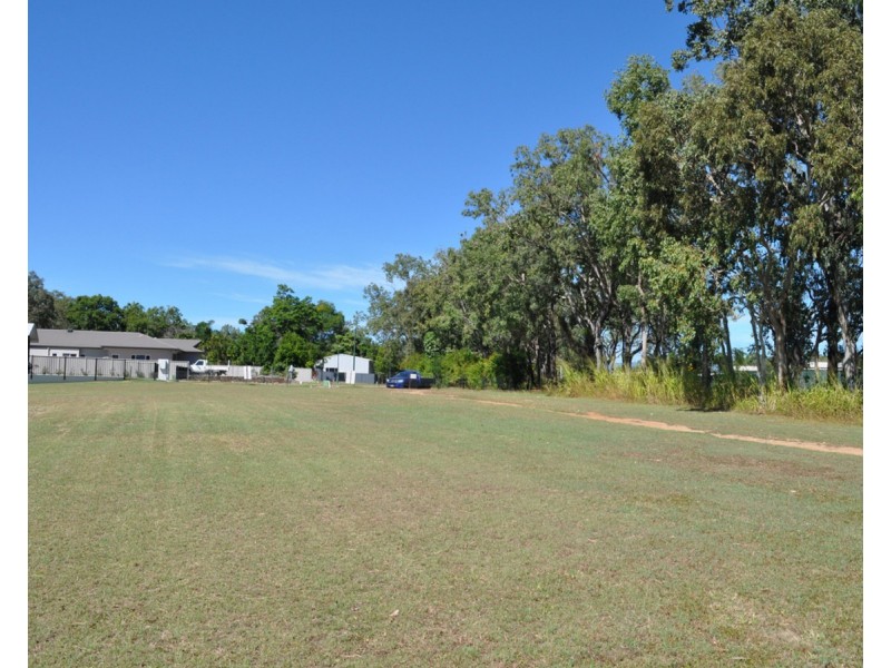 15 Ciobo Close, Mareeba QLD 4880