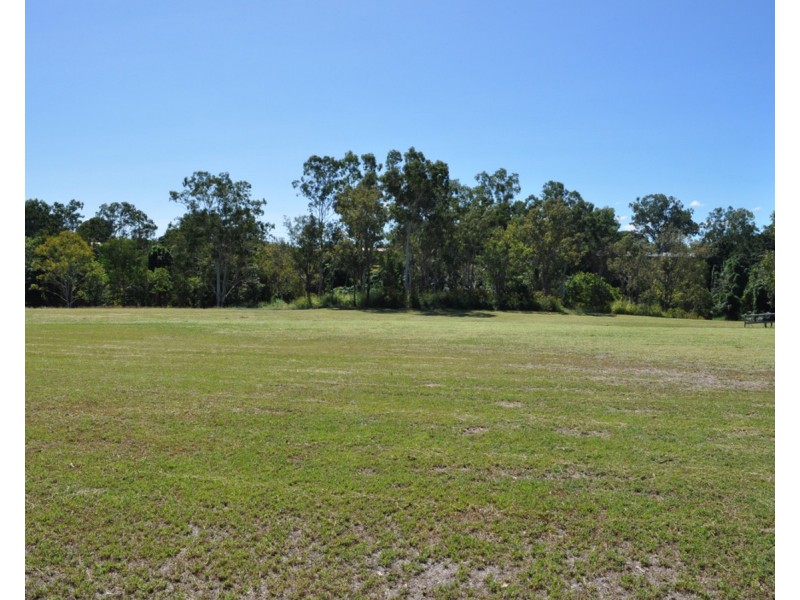 15 Ciobo Close, Mareeba QLD 4880